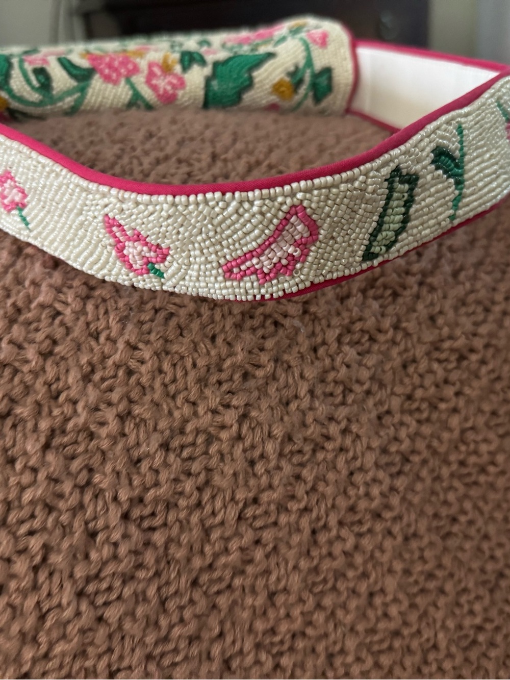 Beaded Floral Crossbody Bag in White, Pink & Green NWT - Picture 5 of 5
